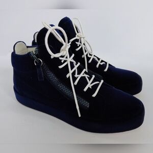 Giuseppe Zanotti Men's Italian Navy High-Top Velvet  Sneakers Size 42 EU. New.